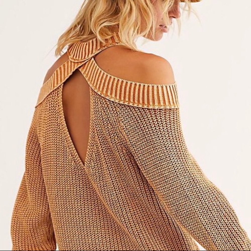 FREE PEOPLE COLD SHOULDER OPEN BACK SWEATER SIZE S